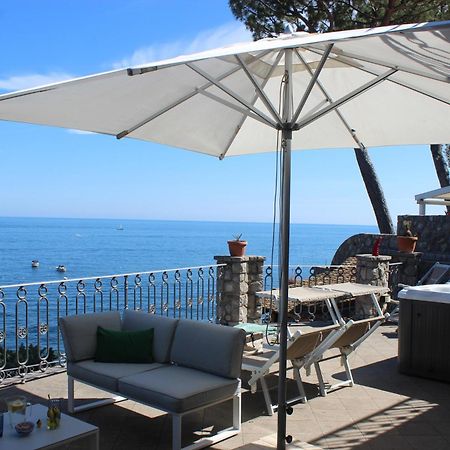 Villa Russo - De Vivo Realty ネラノ エクステリア 写真