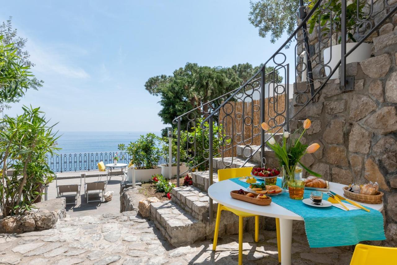 Villa Russo - De Vivo Realty ネラノ エクステリア 写真