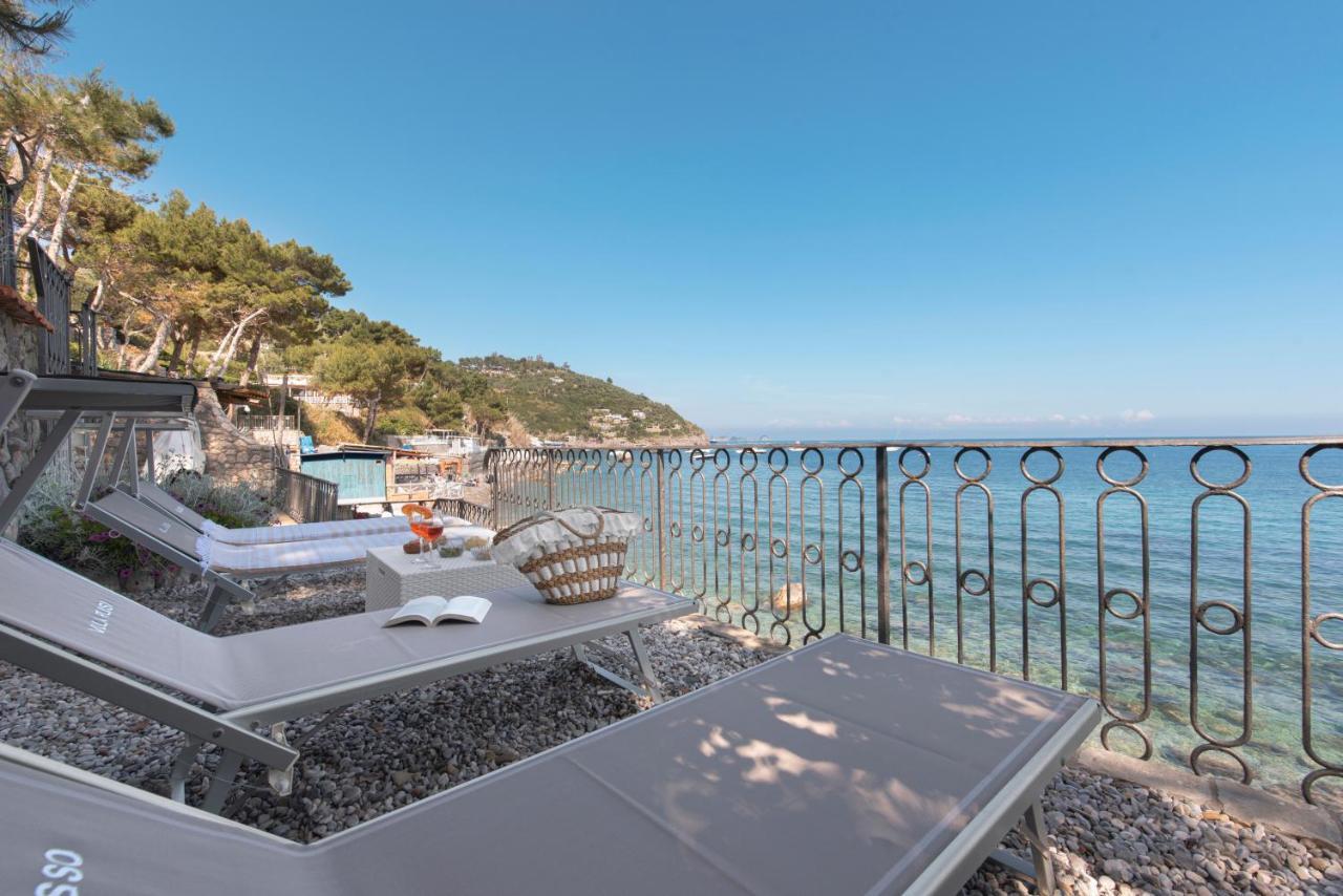 Villa Russo - De Vivo Realty ネラノ エクステリア 写真